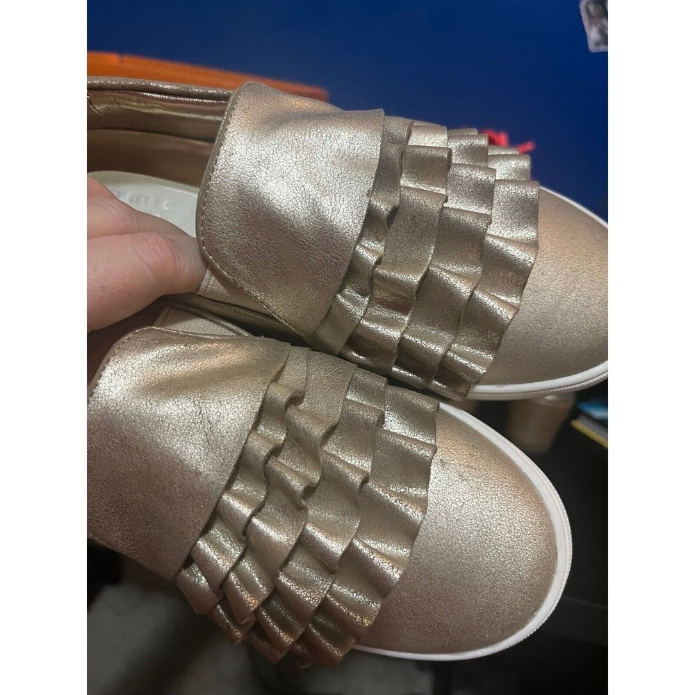 Kenneth Cole Girls Shoes Loafers Gold Metallic Size 4Y Ruffles